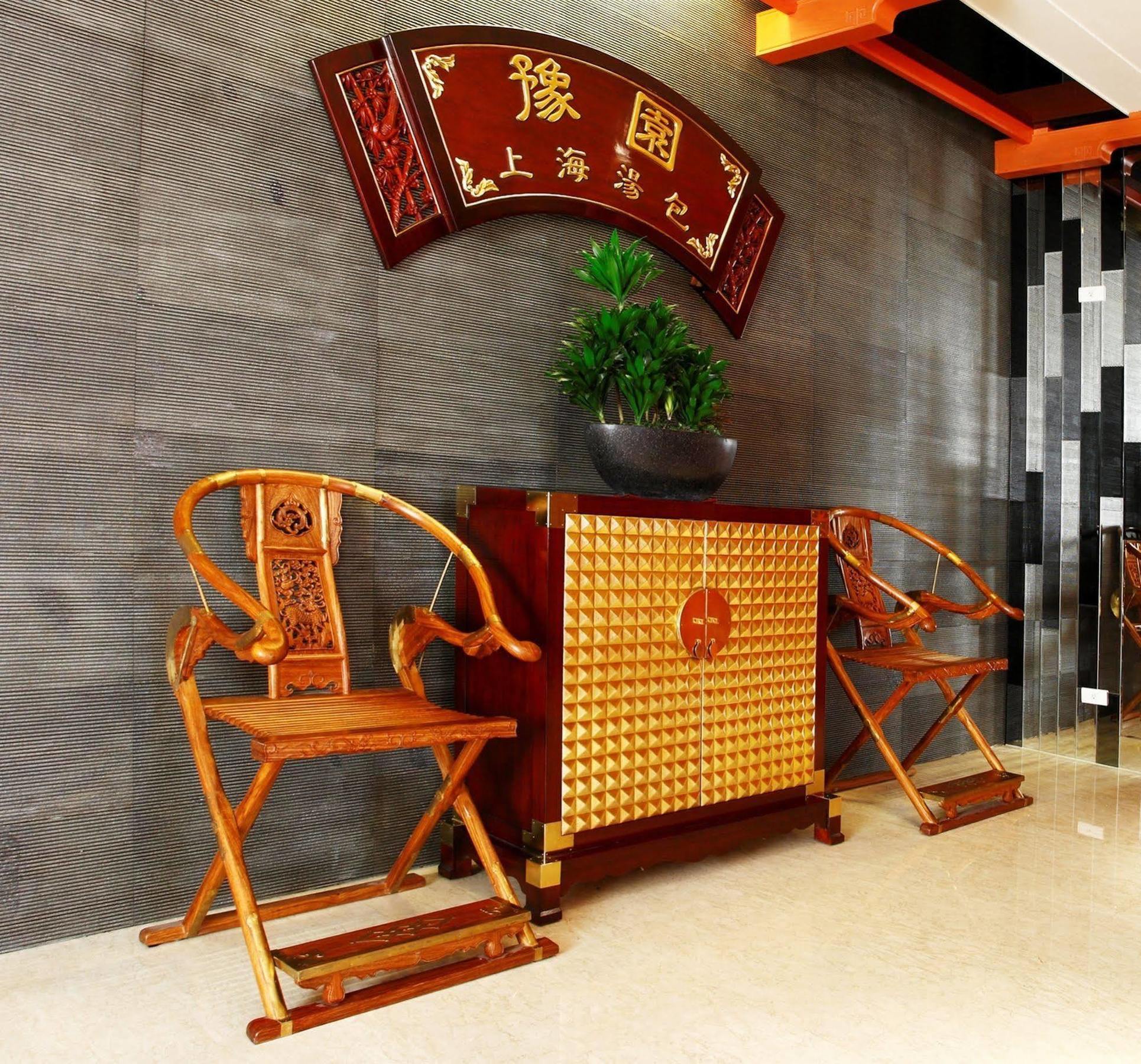 Capital Hotel Taipei Bagian luar foto